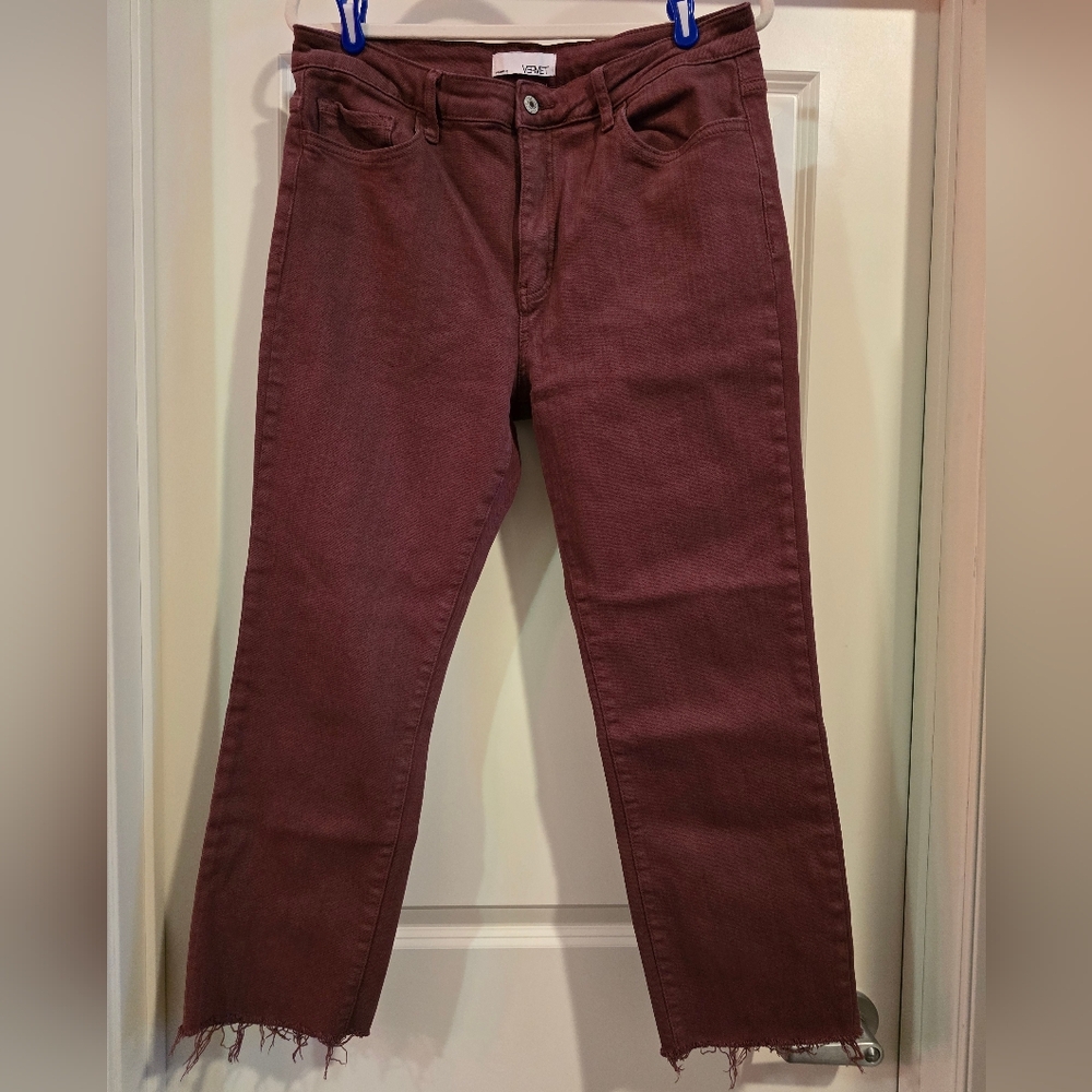 Women's Vervet Frayed Hem Jeans in Maroon